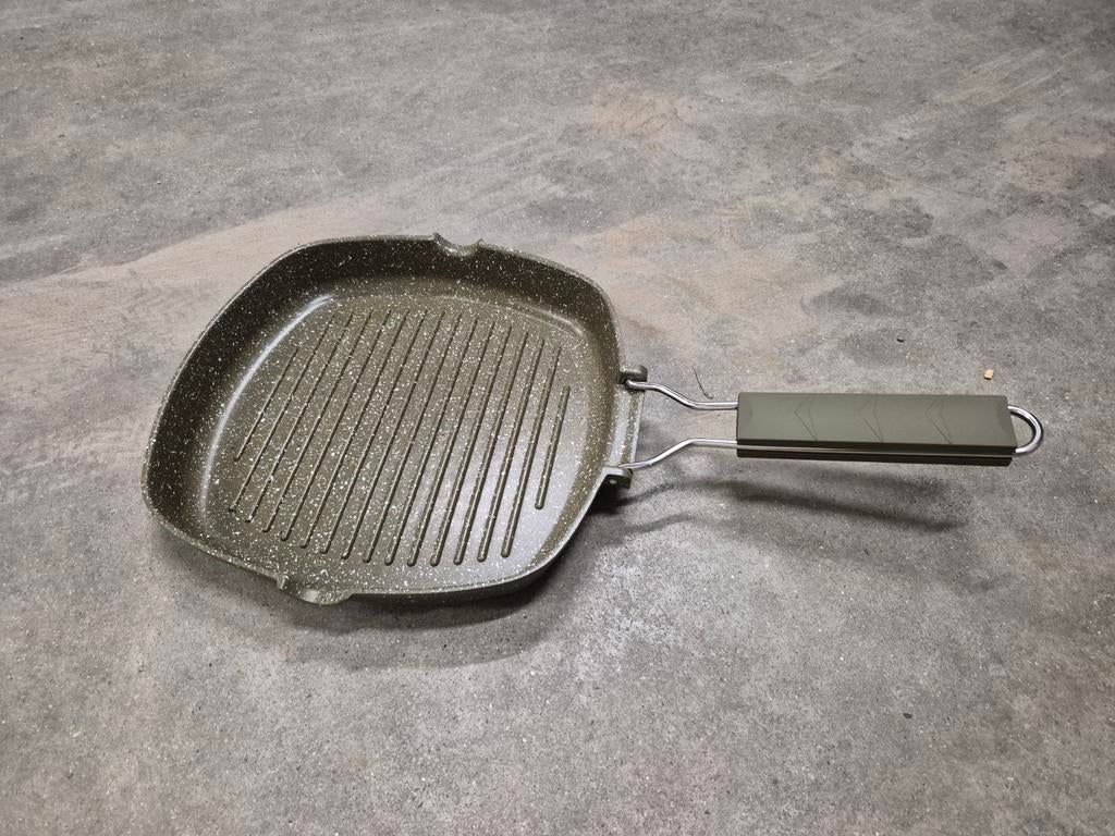 Trakker griddle pan, Enlèvement