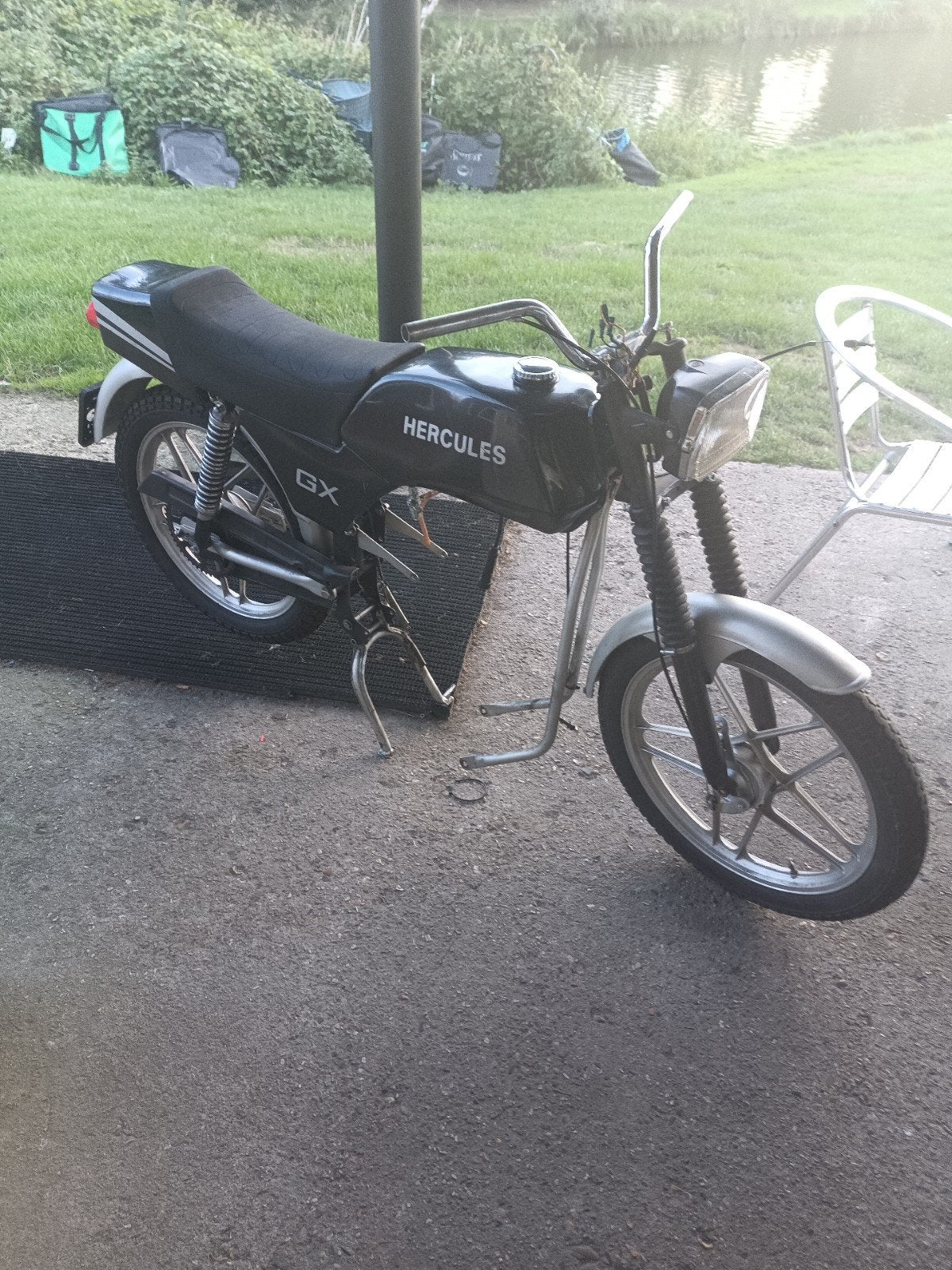 Hercules GX Sachs, Motos, Enlèvement