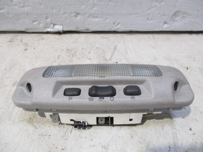 BINNENVERLICHTING VOOR Ford Fiesta 5 (JD / JH), Gebruikt, Henry-Ford-Straße  1
50735  Köln, DE, Ford-Werke GmbH, Kunden@ford.com