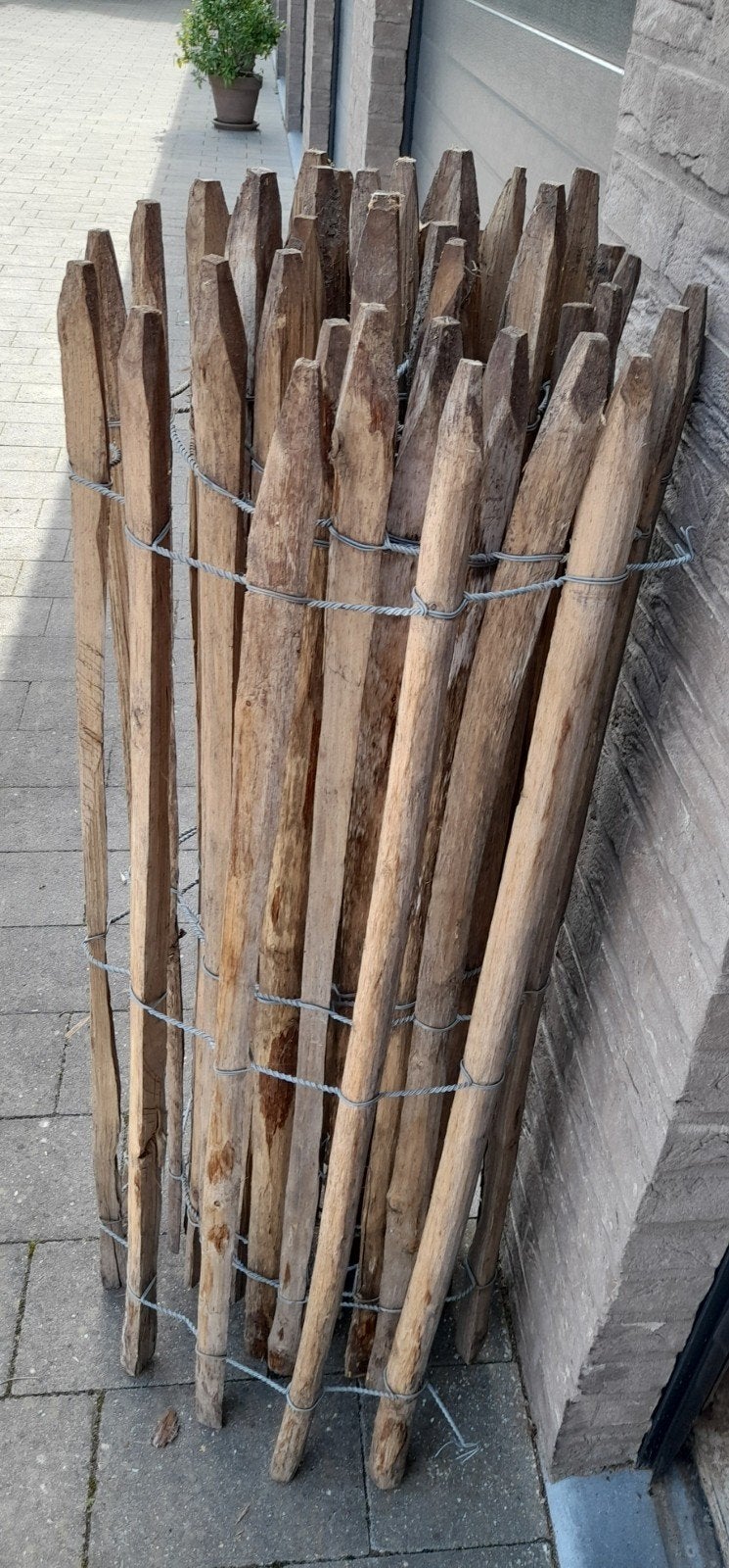 afsluiting kastanjehout, Ophalen