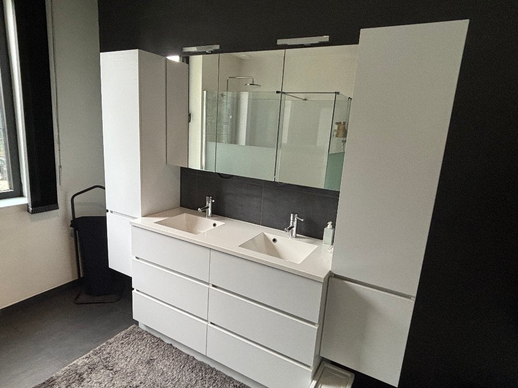 Badkamermeubel in uitstekende staat, Huis en Inrichting, Badkamer | Badkamermeubels, Ophalen, Spiegelkast, 200 cm of meer, Zo goed als nieuw
