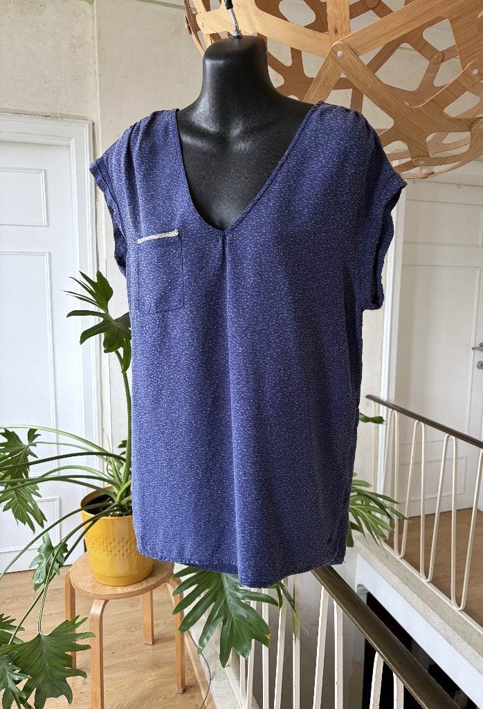 nieuw 🌟 CKS V-hals bloesje, koningsblauw, mt M, Kleding | Dames, Maat 38/40 (M), Blauw, Nieuw, Ophalen of Verzenden