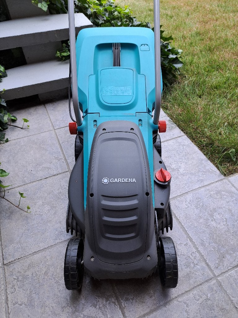Grasmachine, Tuin en Terras, Grasmaaiers, Ophalen, Zo goed als nieuw