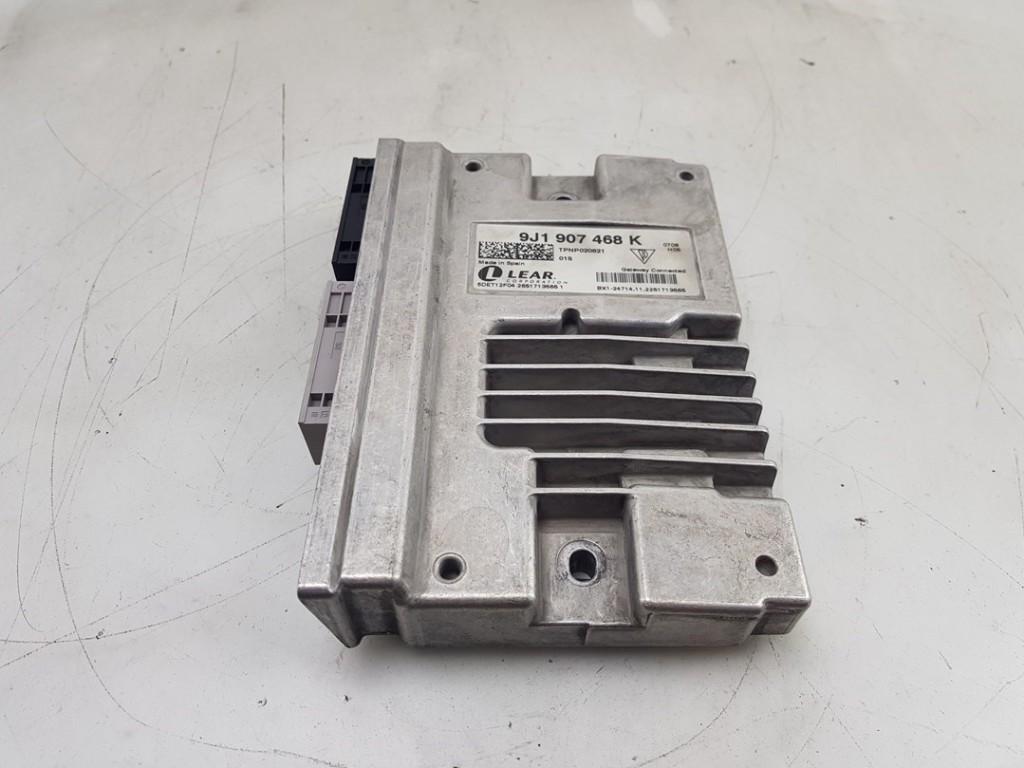 GATEWAY MODULE Porsche Taycan (Y1A) (01-2019/12-2023), Utilisé, Porsche