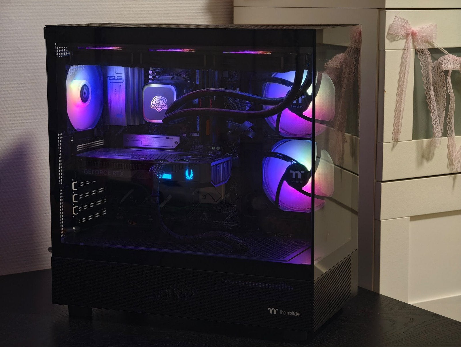 Gameur PC RTX 5070 / 7800X3D, Enlèvement, Gaming, SSD
