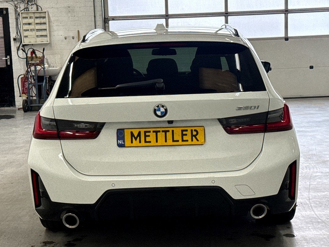 BMW 3-serie Touring 320i, M-sportpakket, M pakket, 360 camer, Auto's, Automaat, Achterwielaandrijving, 4 cilinders, Alcantara
