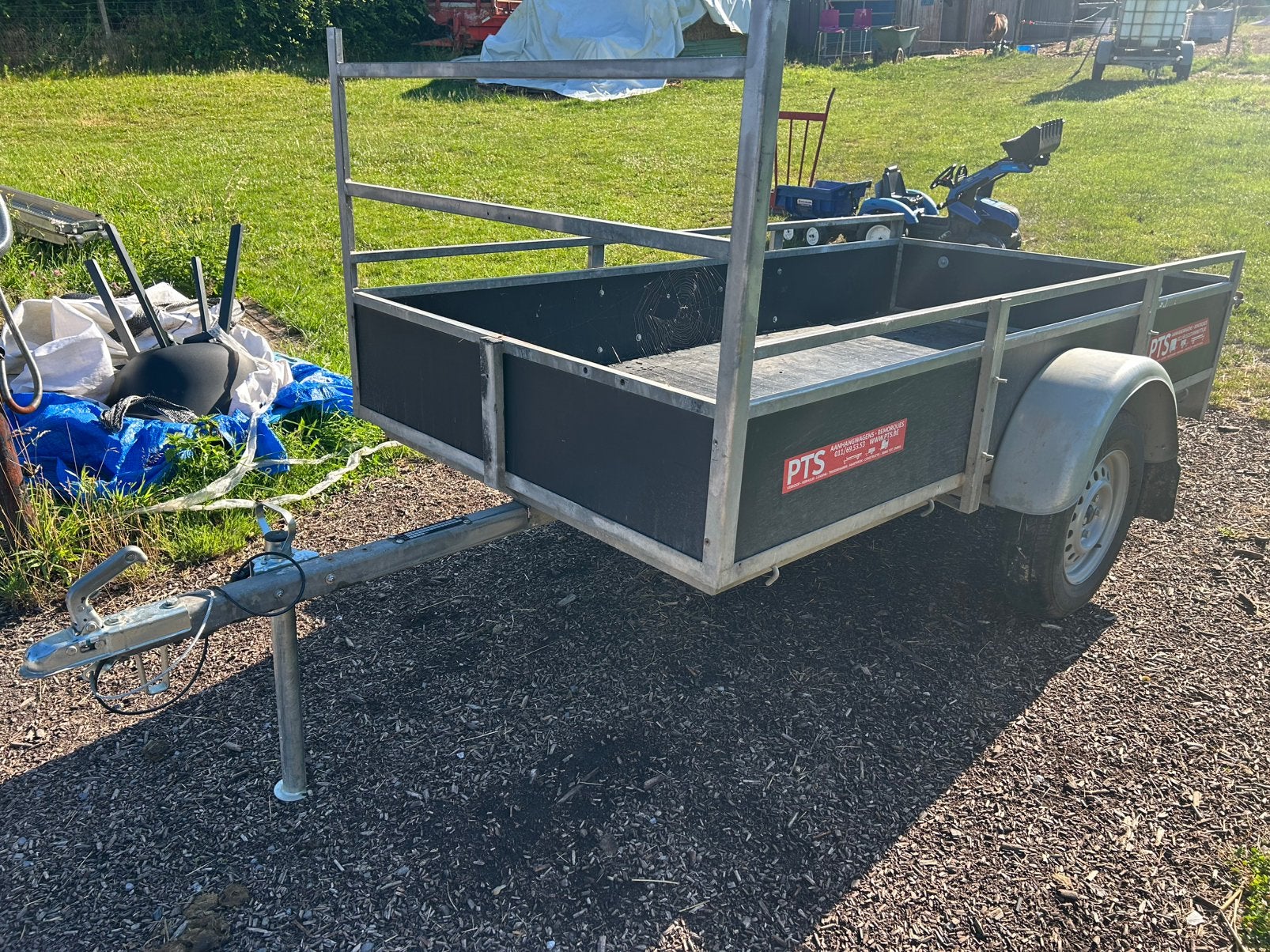 Aanhangwagen 750 kg, Ophalen, Zo goed als nieuw