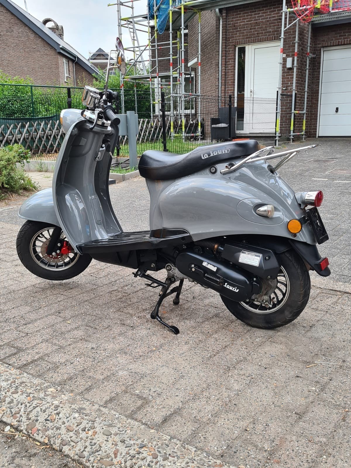 Classe Trendy Retro A de La Souris, Vélos & Vélomoteurs, Vélomoteurs & Scooters bridés, Comme neuf, Autres marques, Essence, Enlèvement