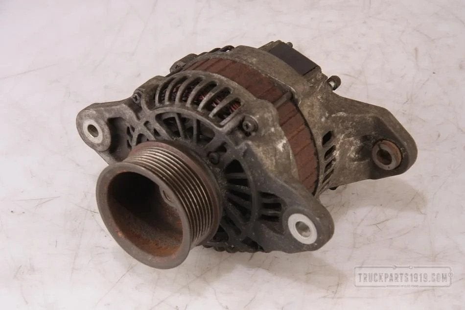Mitsubishi ELECTRIC Electrical System Dynamo 90A Renault, Autos : Pièces & Accessoires, Pièces camion, Enlèvement, Utilisé, Mitsubishi