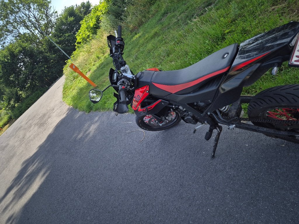 Aprilia sx 125, Motos, Motos | Aprilia, Particulier, jusqu'à 11 kW, 1 cylindre, Permis Moto A1 minimum, Manuelle, Occasion, Occasion
