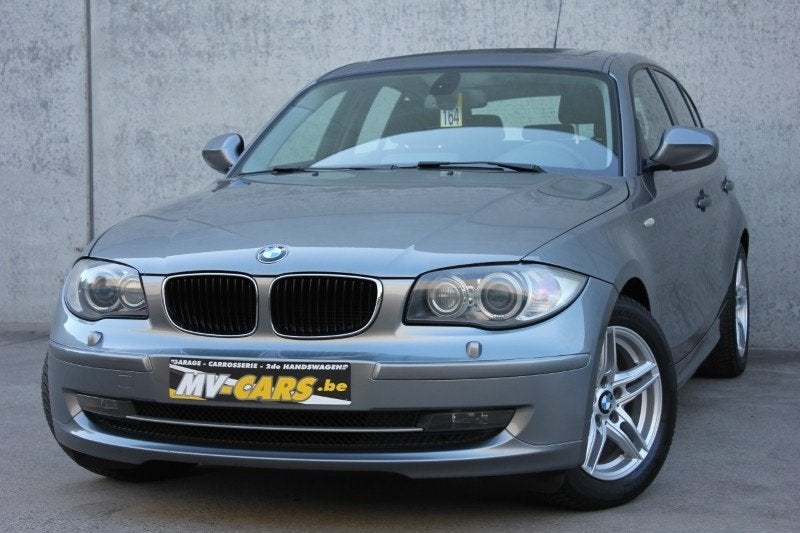 BMW 118i/Xenon/Schuifdak, Euro 5, 1995 cc, Zwart, 4 cilinders