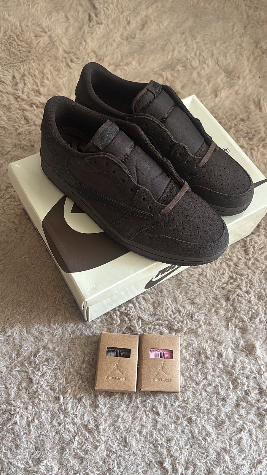 Nike Air Jordan 1 Low Velvet Brown, Kleding | Heren, Schoenen, Bruin, Nieuw, Ophalen of Verzenden, Sneakers