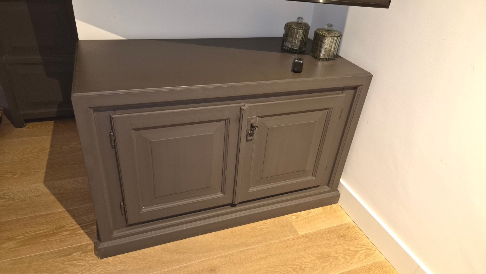 Dressoir, Ophalen