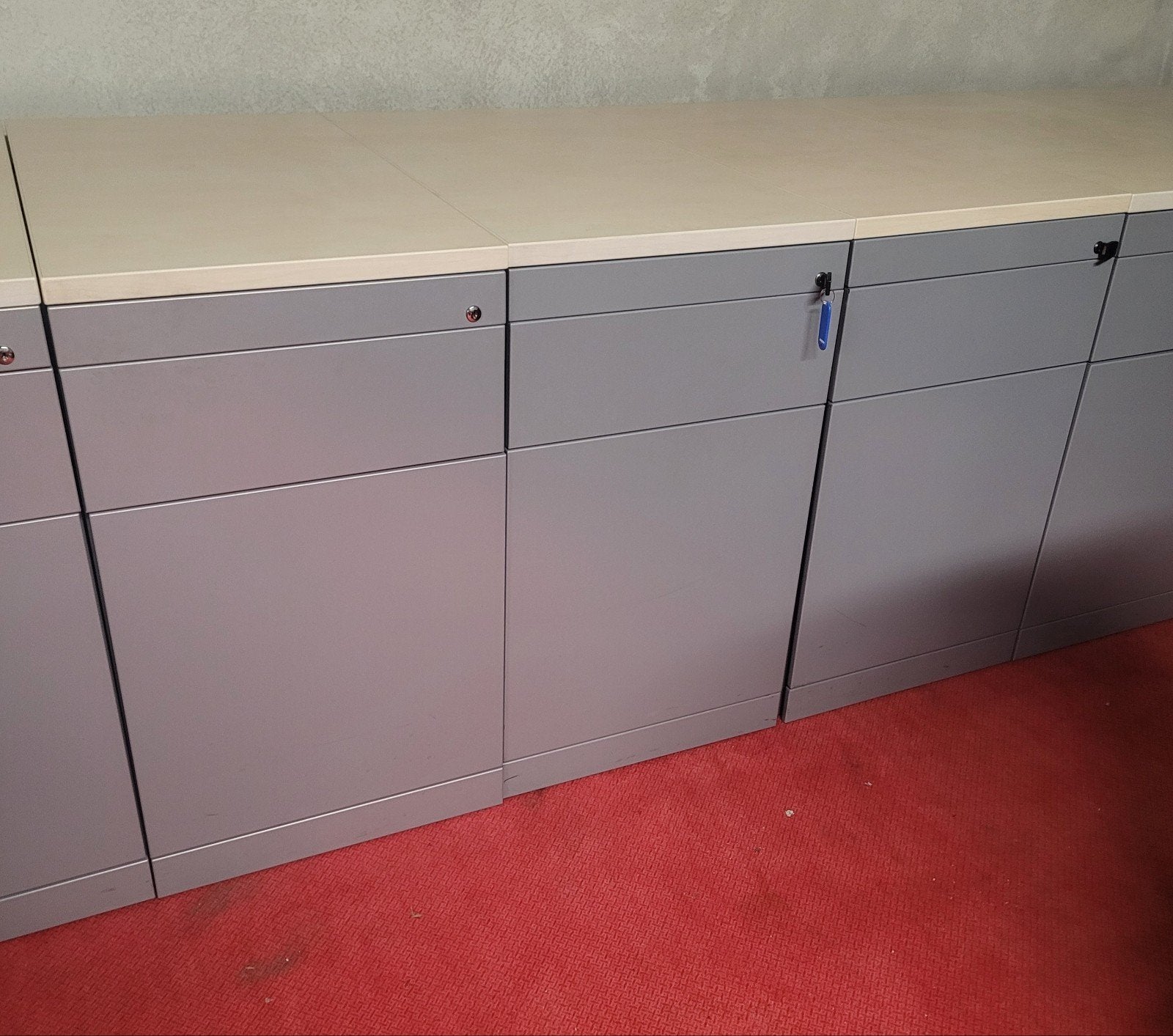 Tiroirs métalliques 80 x 44 x 75 plus disponibles, Maison & Meubles, Armoires | Casiers, Utilisé, Enlèvement