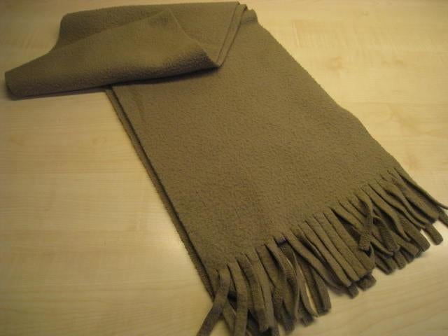 Sjaal, bruin, maten 150x24cm, met franjes, zeer zacht, mooi!, Kleding | Dames, Ophalen, Sjaal