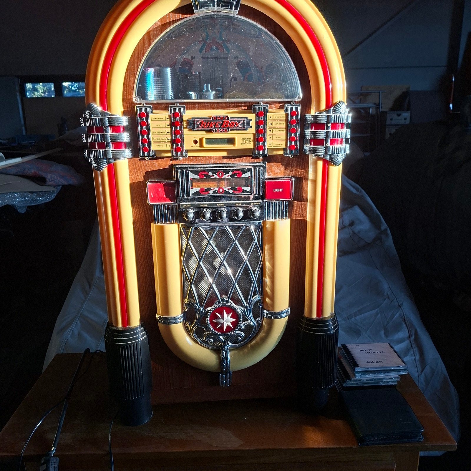 mini juke box perfete staat, Collections, Enlèvement ou Envoi, Comme neuf, 1970 à nos jours, Autres marques