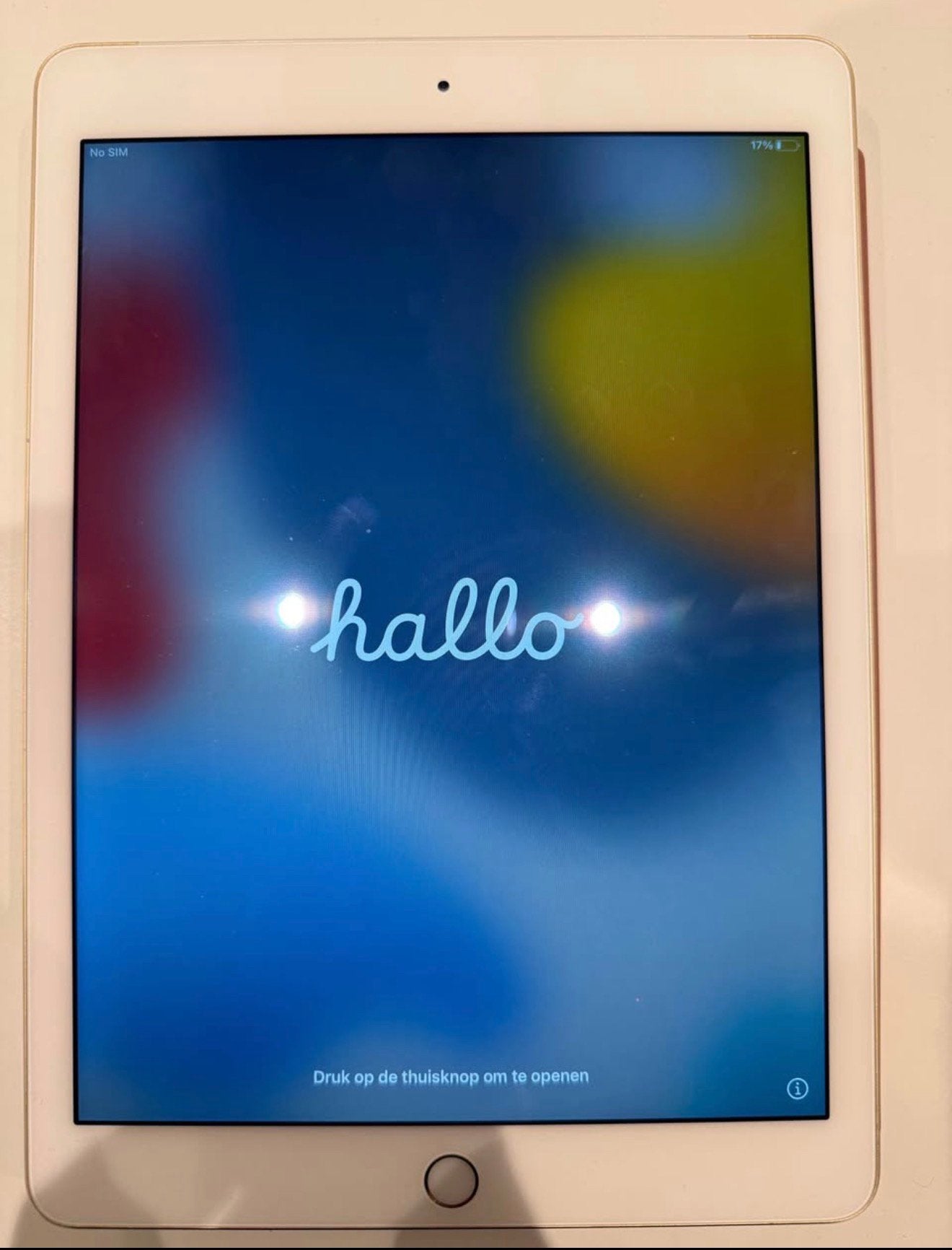 Ipad air 2 32gb  gold wifi+ cellular, Informatique & Logiciels, Apple iPad Tablettes, Enlèvement, Comme neuf