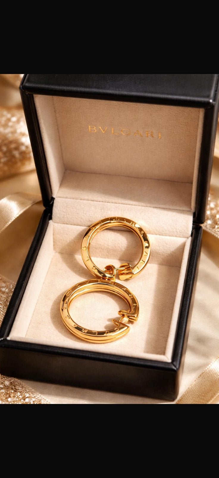 Boucles d’oreilles Bvgari en or 18 carats – Modèle B.Zero1, Handtassen en Accessoires, Oorbellen, Zo goed als nieuw, Goud, Geel