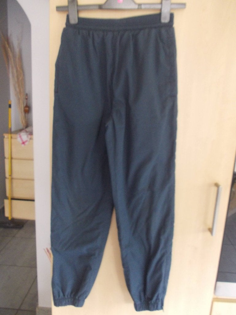 Joggingbroek Basics.  maat 164 of XSMALL. Jongen, Blauw, Ophalen of Verzenden, Zo goed als nieuw, BASICS.