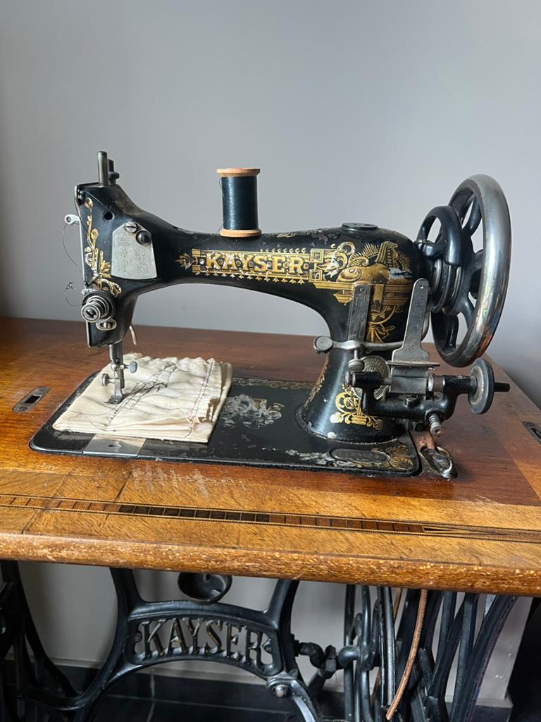 Naaimachine(antiek), Antiek en Kunst, Antiek | Naaimachines, Ophalen