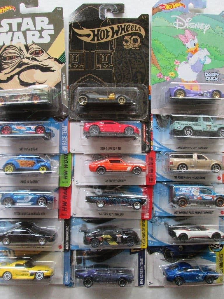 18 x Hot Wheels verschiedene Modelle 24,00 Euro in OVP, Hobby en Vrije tijd, Ophalen of Verzenden, Zo goed als nieuw, Auto