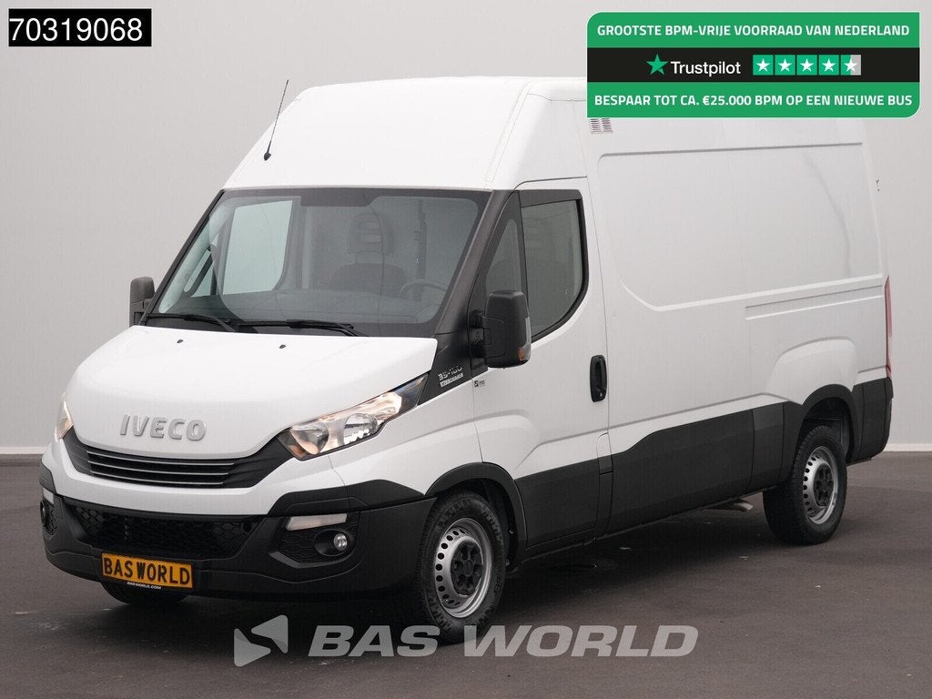 Iveco Daily 35S16 Automaat L2H2 Airco Cruise 3,5t Trekgewich, Auto's, Automaat, Gebruikt, Euro 6, Iveco