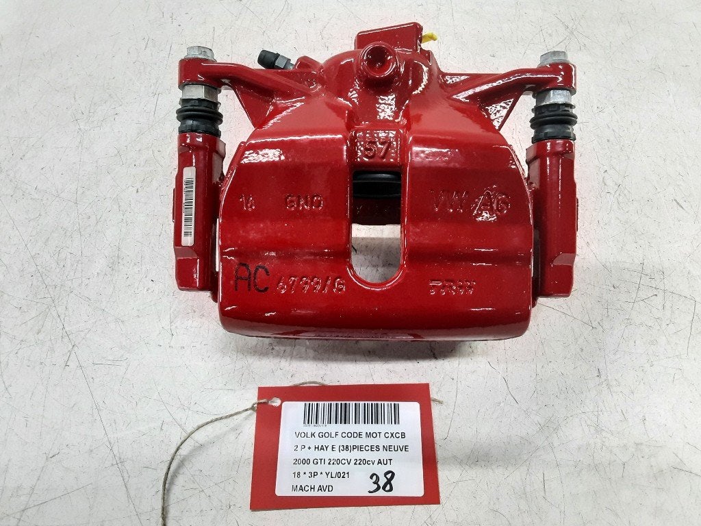 REMKLAUW RECHTS VOOR Volkswagen Golf VII (AUA) (5Q0106DR), Gebruikt, Volkswagen, Mevr. I. Hauben, Rue de l'Espoir 34 34
4030  GRIVEGNÉE, BE