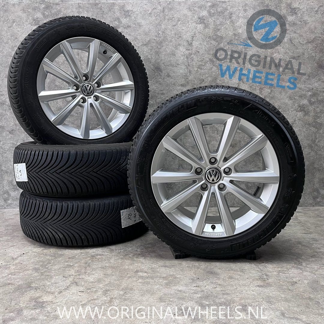 17 inch originele Merano velgen + winterbanden Volkswagen Pa, Pneus et Jantes, 215 mm, Véhicule de tourisme, -