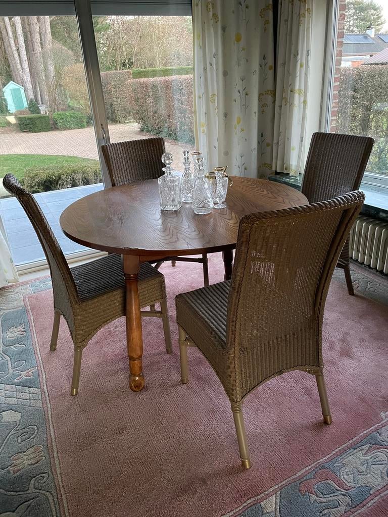 Set Loyd Loom stoelen, Ophalen