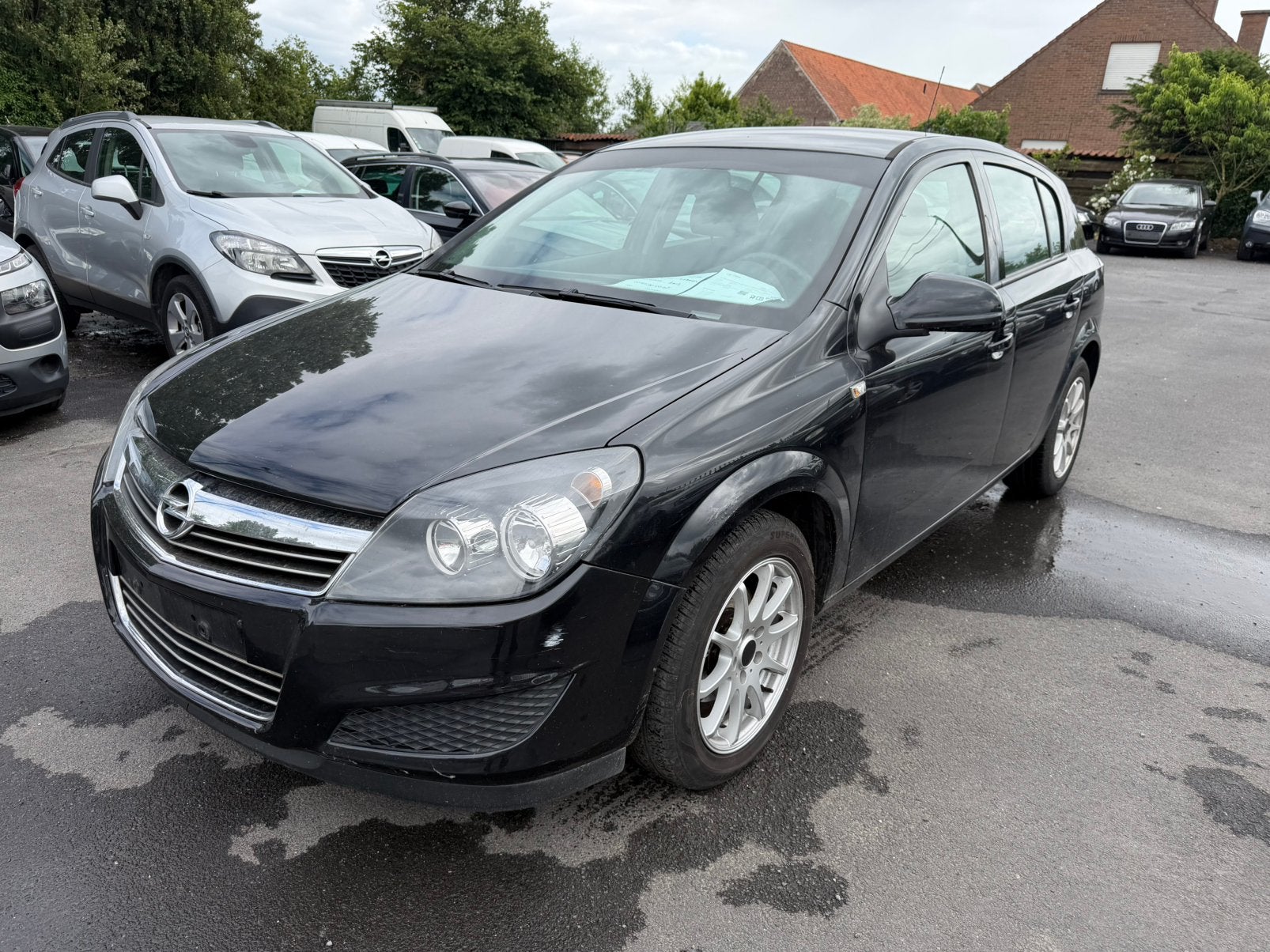 OPEL ASTRA BENZIN 1.6 Eu 5, Euro 5, Stof, 4 cilinders, Zwart