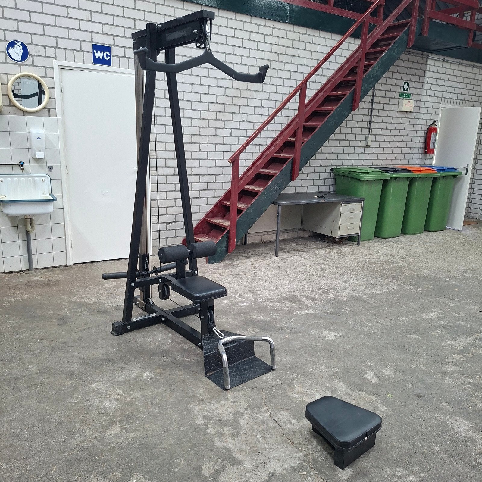 OG Barbarian Line Lat en Low Pulley Station, Enlèvement
