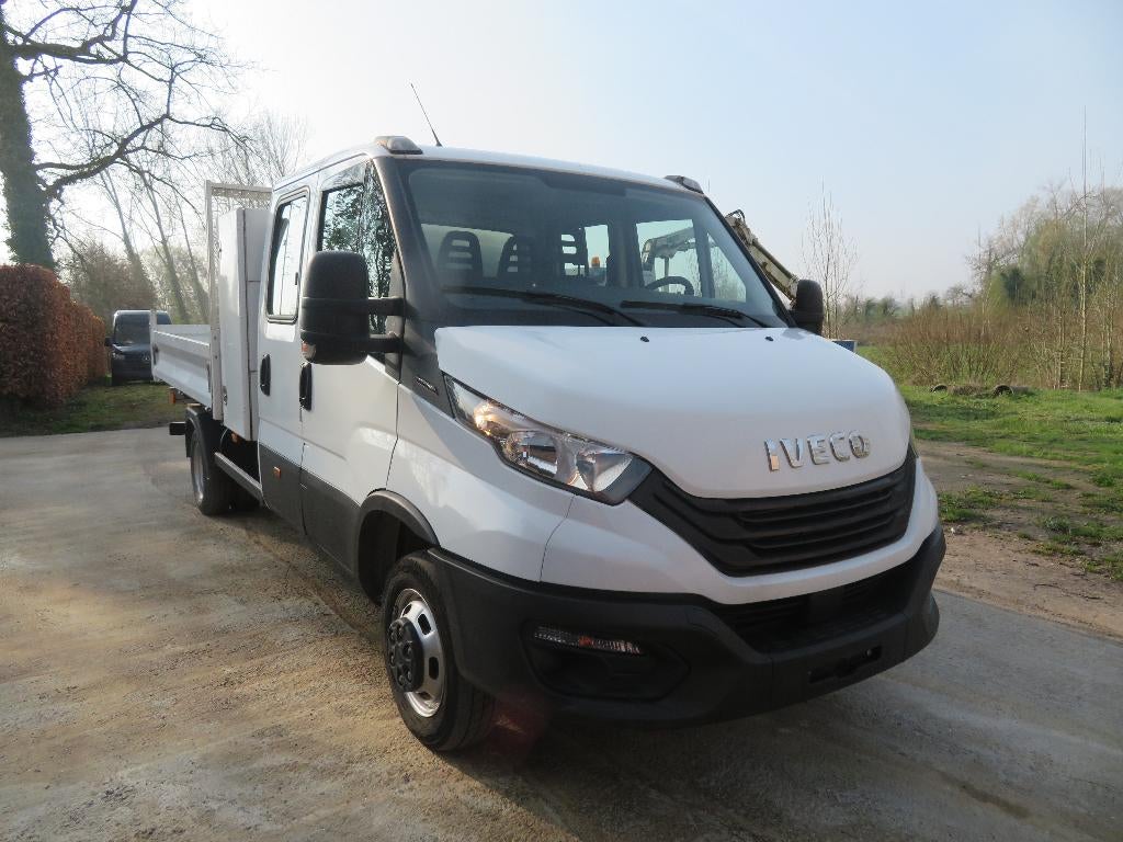 Iveco Daily 35C16 3.0 - Dubbel cabine - Kipper - 2022 - €6d, Autos, Camionnettes & Utilitaires, Achat, Iveco, Boîte manuelle, Noir