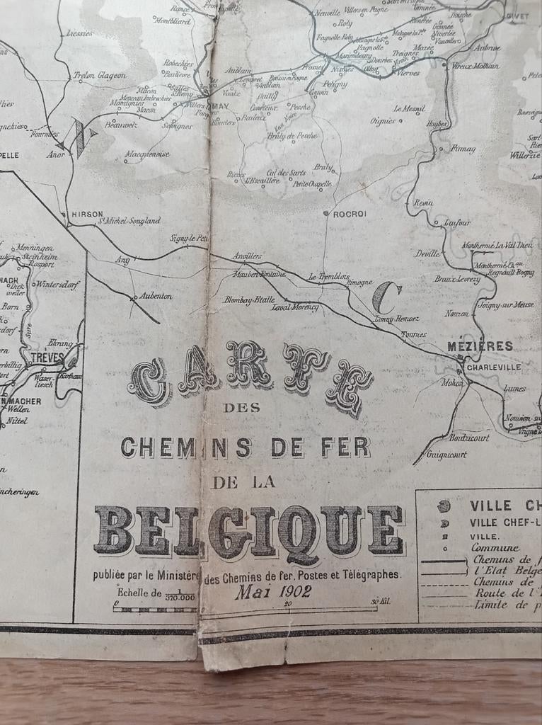 Kaart Belgische en Europese spoorwegen 1902, Boeken, Gelezen, Ophalen of Verzenden, Landkaart, 1800 tot 2000