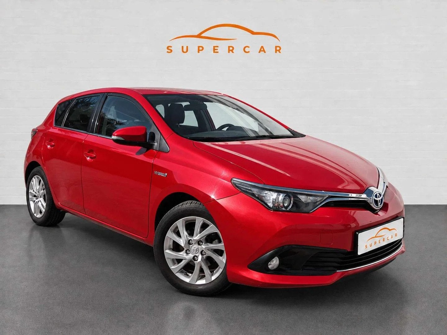 Toyota Auris Auris SW HEV 1.8i HSD* CARNET D'ENTRETIEN COMPL, Automaat, Stof, Gebruikt, 4 cilinders