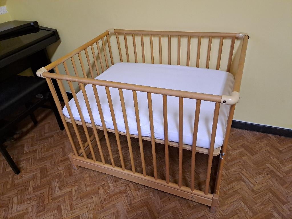 Parkbed Childwood, Kinderen en Baby's, Babyparken, Ophalen, Zo goed als nieuw, Rechthoekig, In hoogte verstelbaar