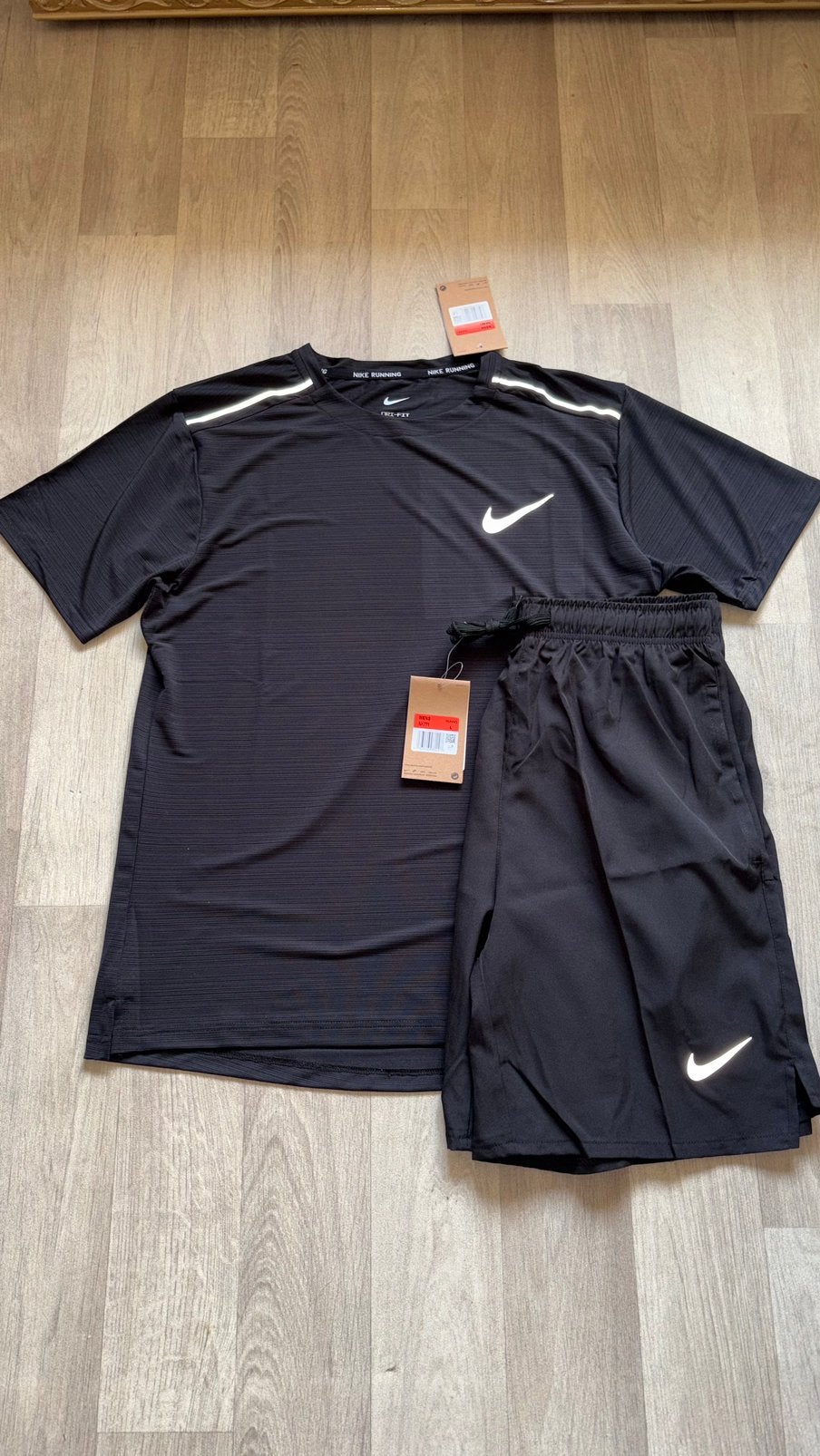 Nike running set Zwart, Zwart, Nieuw, Ophalen of Verzenden, Algemeen