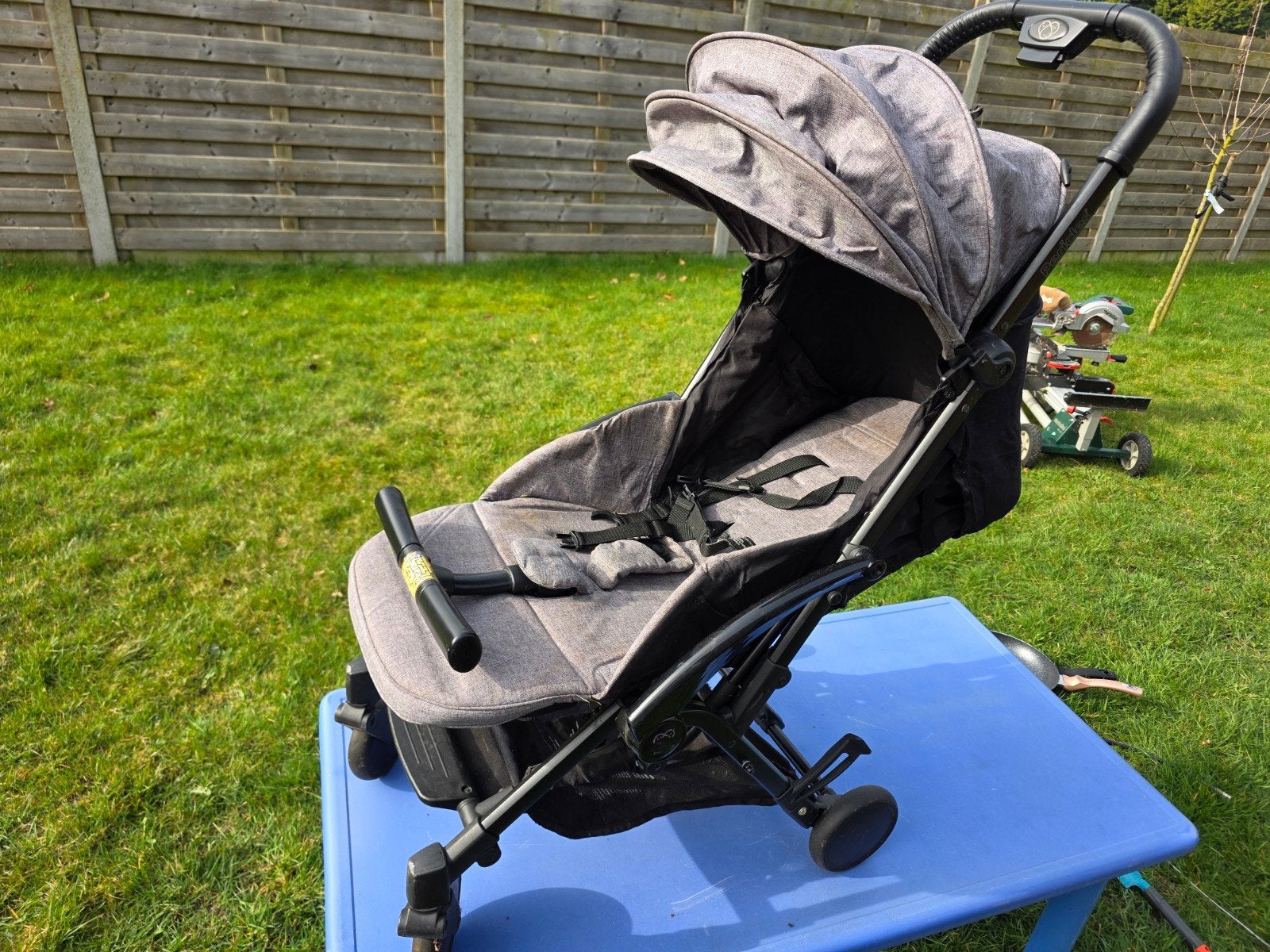 Pericles reisbuggy, Kinderen en Baby's, Buggy's, Ophalen, Zo goed als nieuw, Overige merken, Verstelbare rugleuning