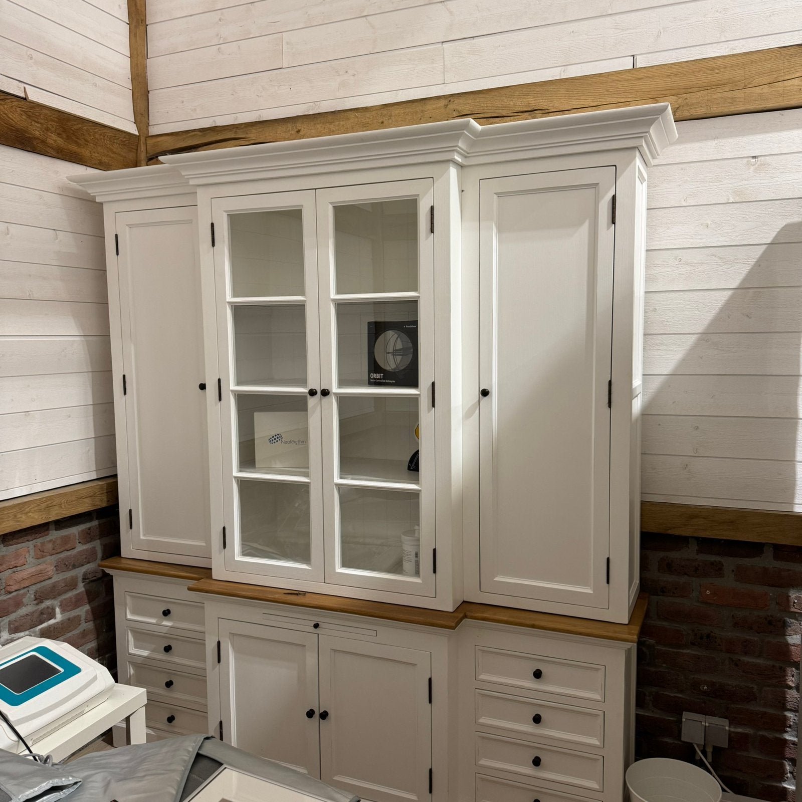 Armoire de style champêtre, Enlèvement, Comme neuf
