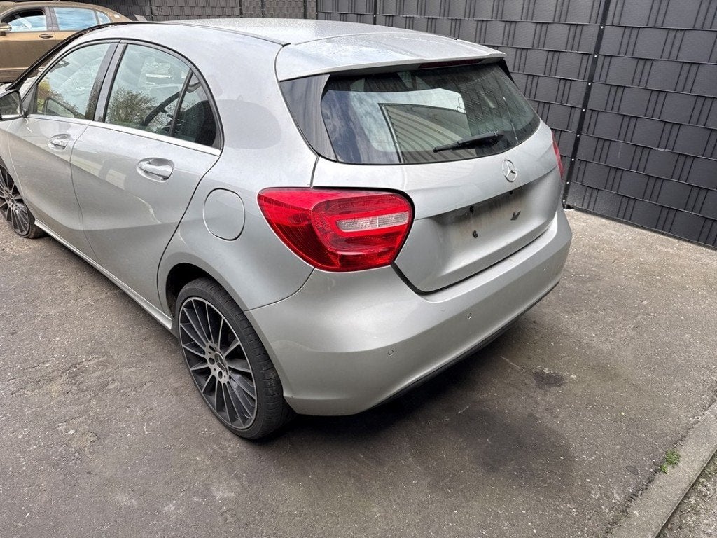 PARE-CHOCS ARRIÈRE Mercedes-Benz A (W176) (01-2012/05-2018), Autos : Pièces & Accessoires, Pare-chocs, Mercedes-Benz, Utilisé
