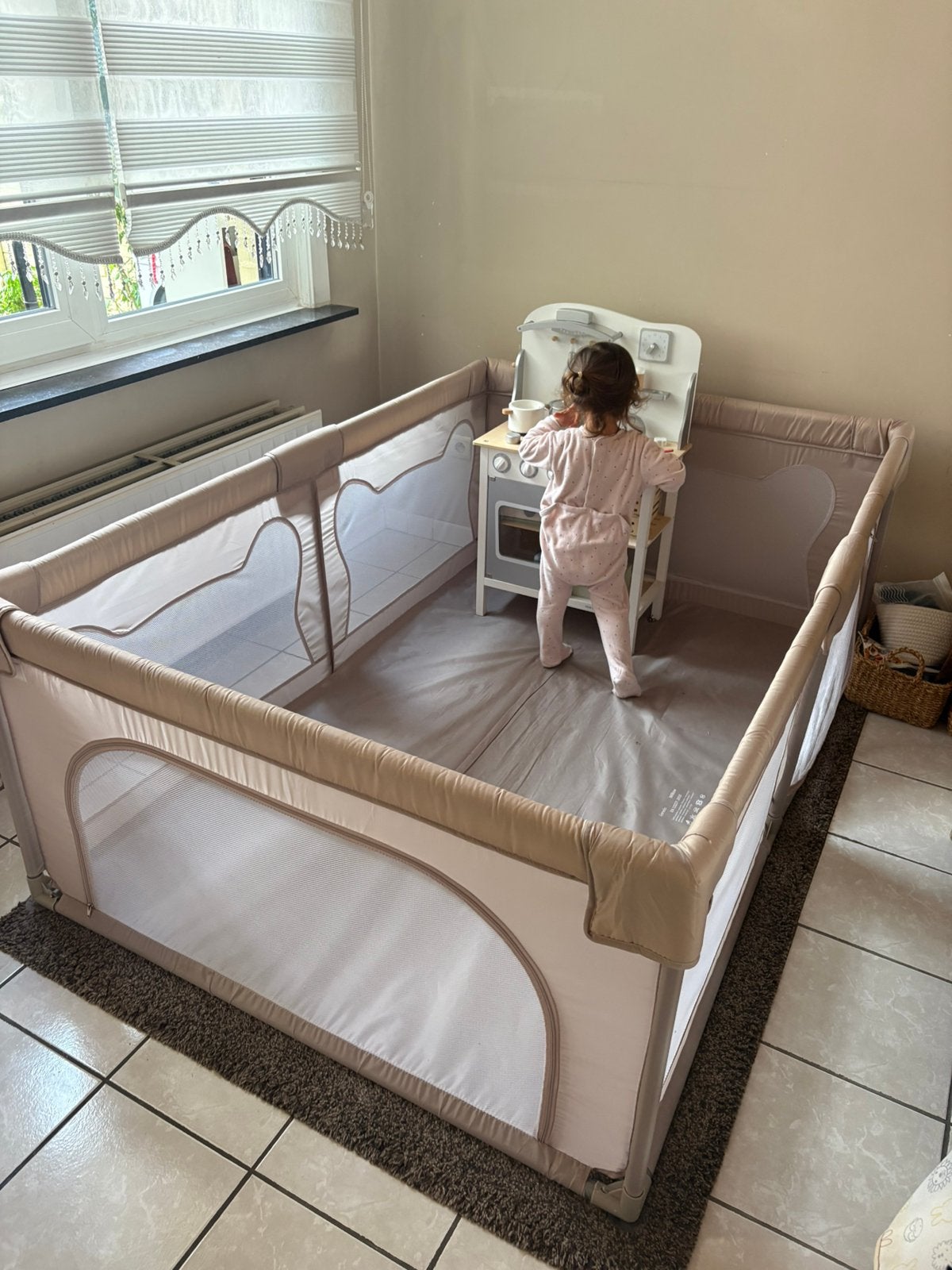 Babybox Lionelo 185 x 125, Ophalen, Zo goed als nieuw