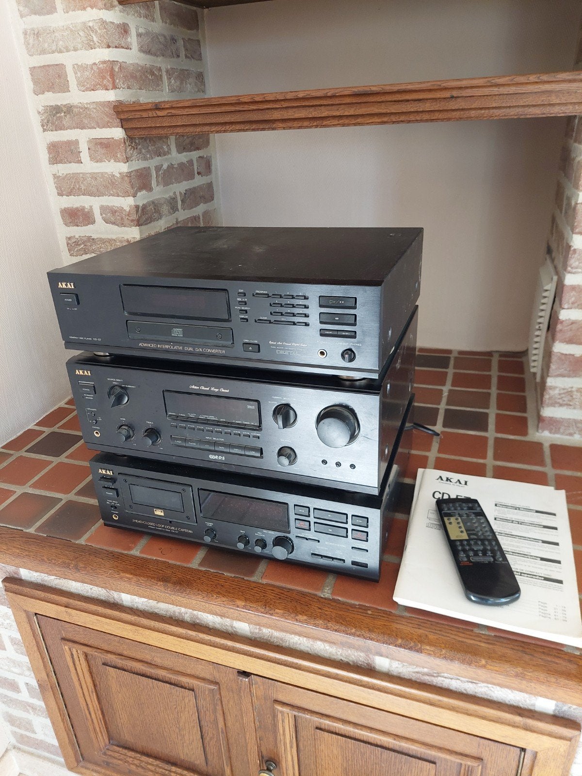 akai + jamo, Ophalen, Akai