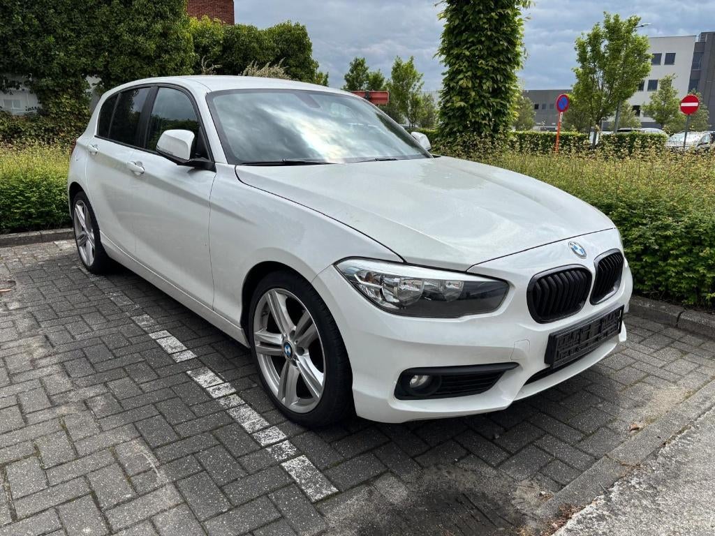 BMW 116i - motorstoring, Auto's, BMW, Euro 6, https://public.car-pass.be/vhr/2a1878c8-253f-4de2-ae74-c7e8e5dd3228, Wit, Bedrijf