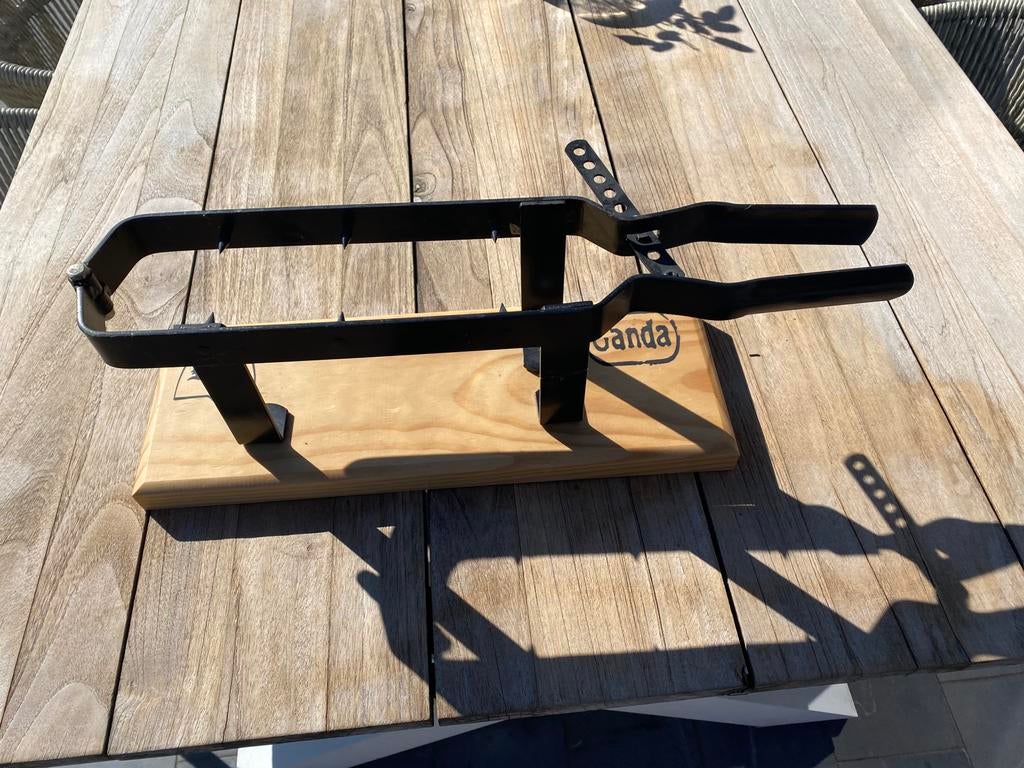 Spaanse ham houder, Ophalen, Nieuw