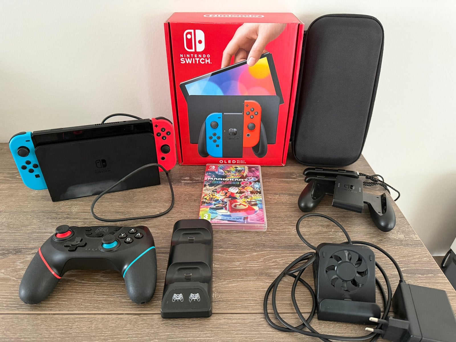 Nintendo Switch OLED Model, Games en Spelcomputers, Met games, Zo goed als nieuw, Met 1 controller, Switch OLED