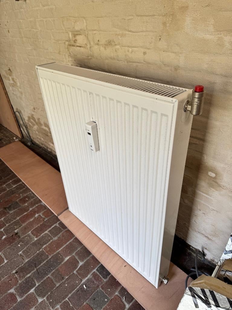 radiator, 800 watts ou plus, Comme neuf, Enlèvement, 80 cm ou plus