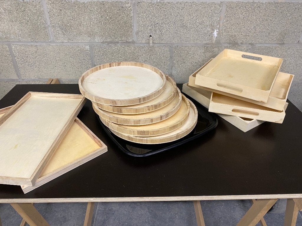 Lot de plateaux en bois – ronds et rectangulaires, Enlèvement, Utilisé, Bois, Plateau