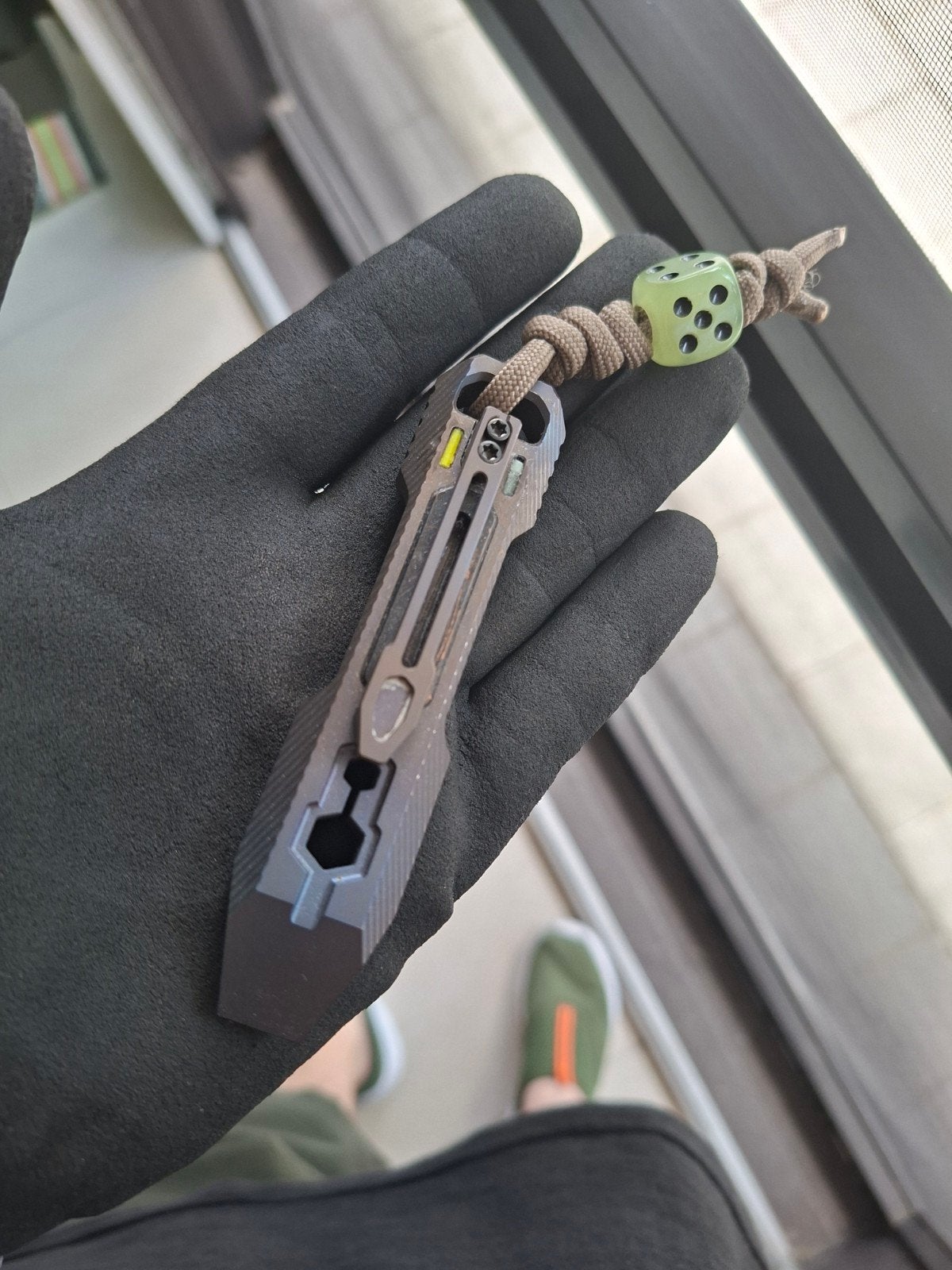 EDC TITANIUM PRY BAR, Enlèvement ou Envoi