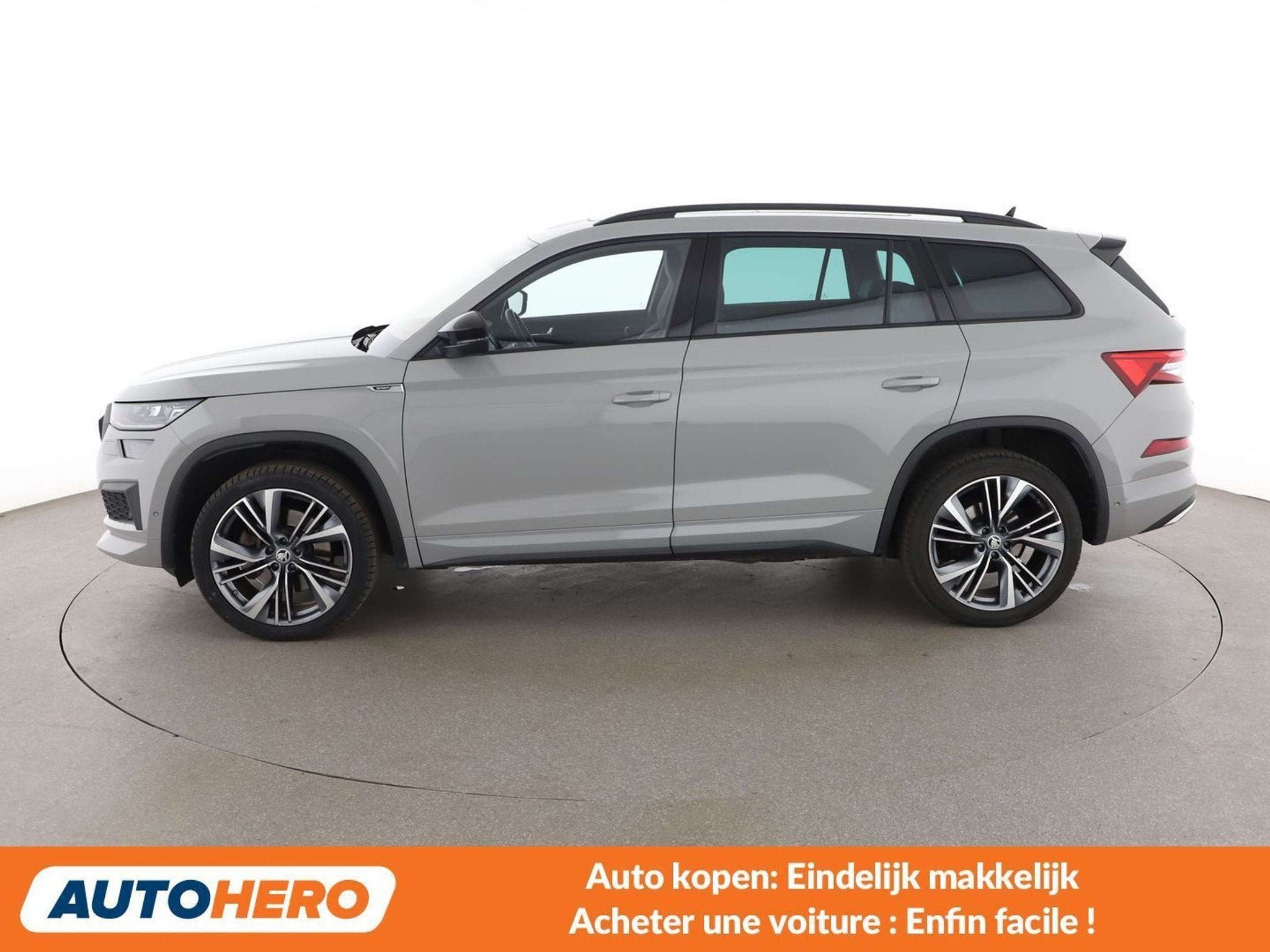 Skoda Kodiaq 2.0 TSI Sportline 4x4 (automatique), Autos, Argent ou Gris, Achat, Euro 6, Détection des panneaux routiers