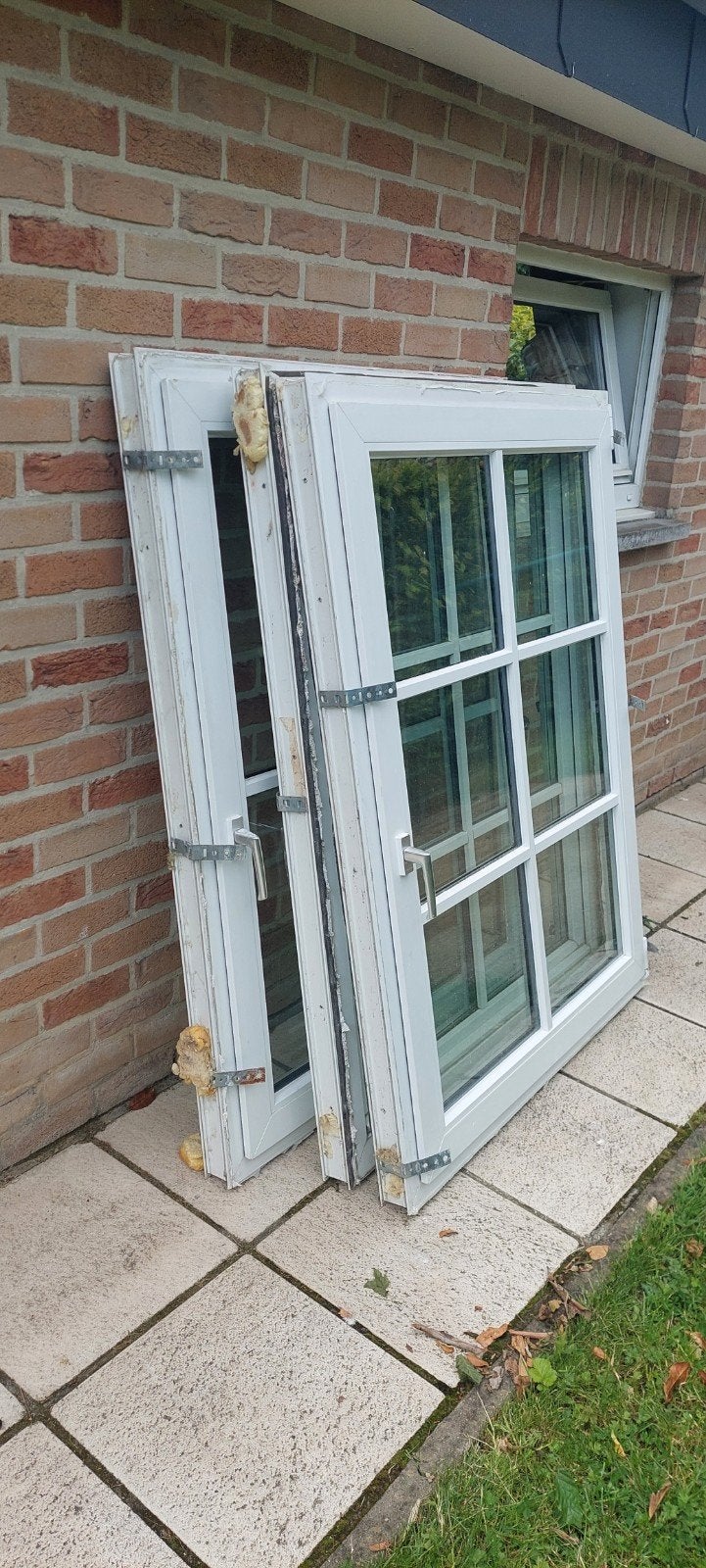 Trois châssis blancs double vitrage oscillo-battants, Double vitrage, 120 à 160 cm, Fenêtre de façade ou Vitre, Enlèvement