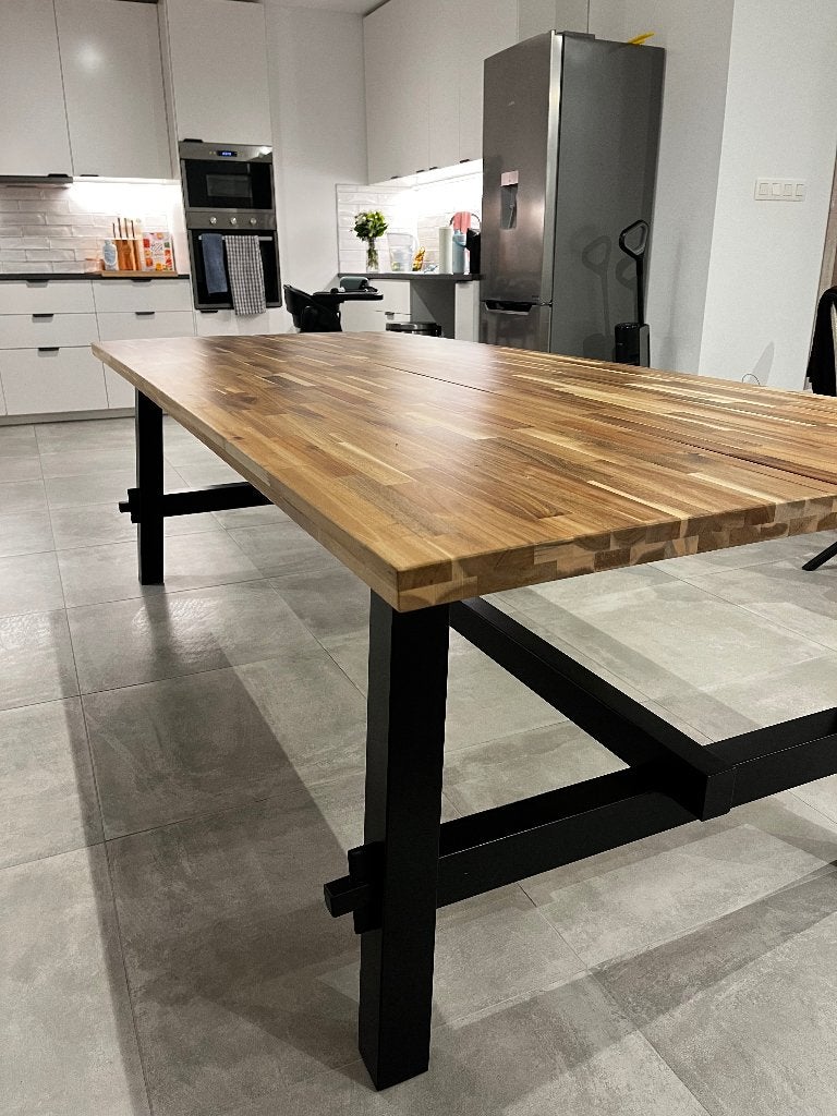 Table à manger en bois massif – 400€, Neuf, 100 à 150 cm, Enlèvement, Rectangulaire